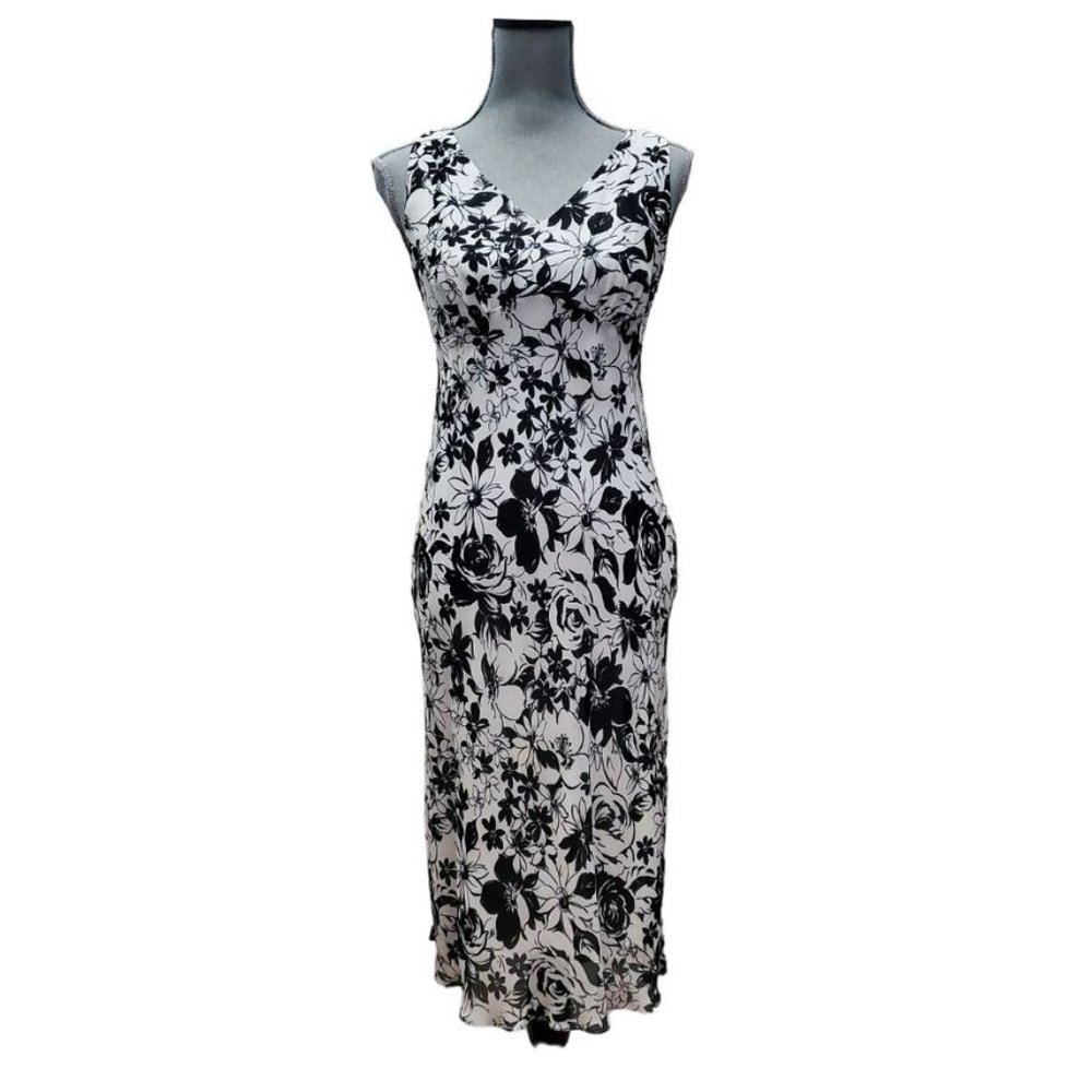 Petite Sophisticate Floral V-neck Sheath Dress | Like New | 4P | White, Black